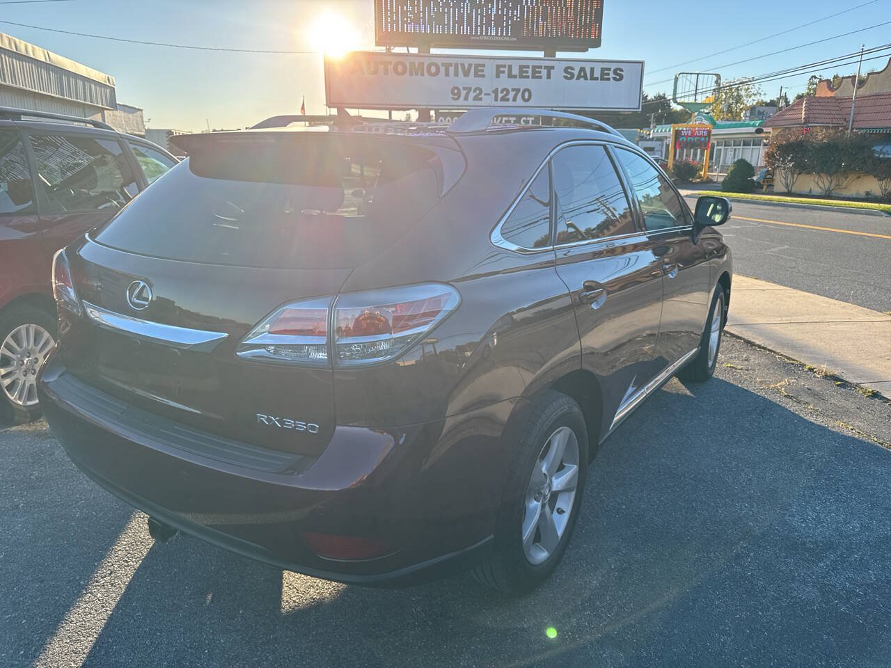 Used 2013 Lexus RX 350 AWD w/ Navigation Pkg image 3