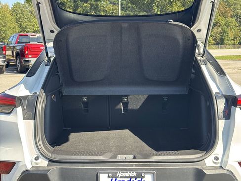 Certified 2024 Buick Envista Preferred w/ Advanced Safety Package image 31