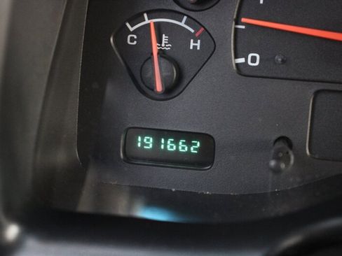 Used 2004 Dodge Dakota SLT w/ Deluxe Convenience Group image 7