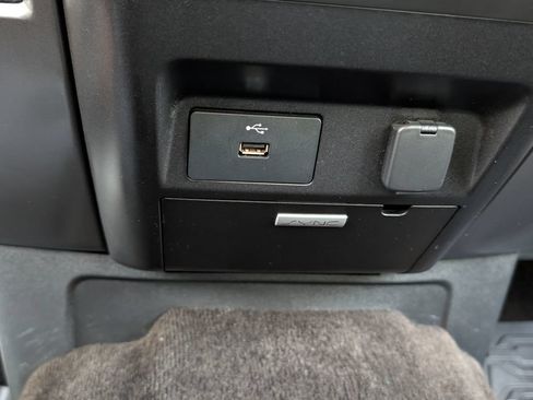 Used 2018 Ford F150 XLT w/ Equipment Group 301A Mid AWD/4WD image 34