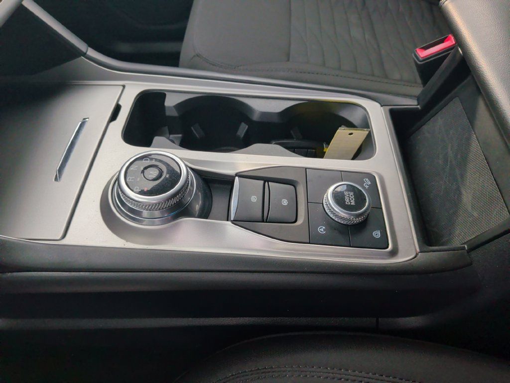 Certified 2020 Ford Explorer XLT w/ Comfort Package AWD/4WD image 23