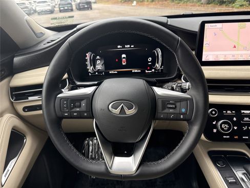 Used 2025 INFINITI QX60 Sensory w/ Vision Package image 12
