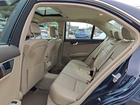 Used 2014 Mercedes-Benz C 300 Sport image 10