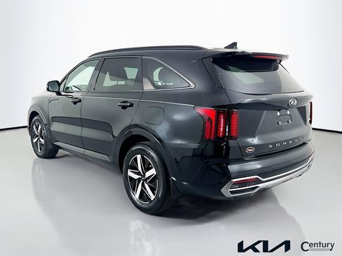 Used 2021 Kia Sorento EX FWD image 7