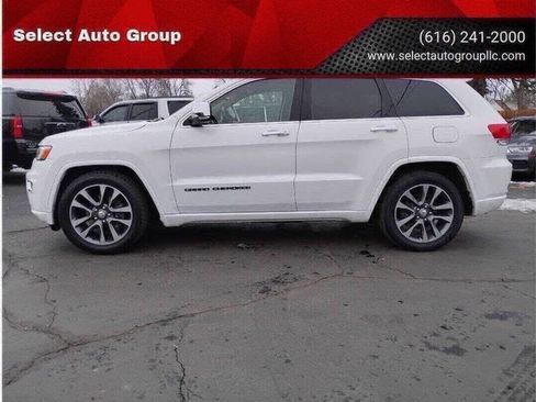Used 2018 Jeep Grand Cherokee Overland AWD/4WD image 1