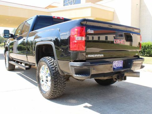 Used 2015 GMC Sierra 2500 SLT w/ Duramax Plus Package image 13