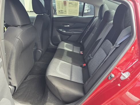 Used 2026 Nissan Sentra SV w/ SV Convenience Package FWD image 11