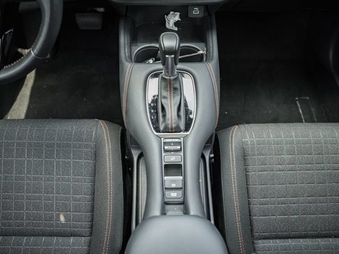 Used 2025 Honda HR-V Sport image 23