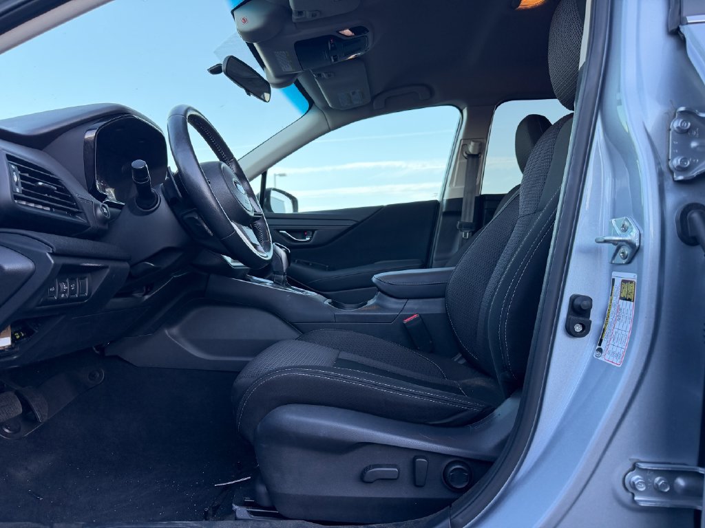 Used 2022 Subaru Outback Premium AWD/4WD image 5
