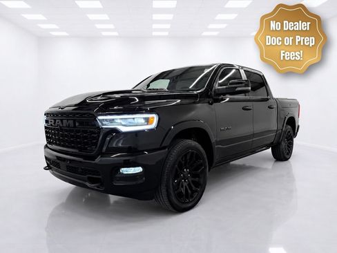 Used 2025 RAM 1500 Limited AWD/4WD image 3