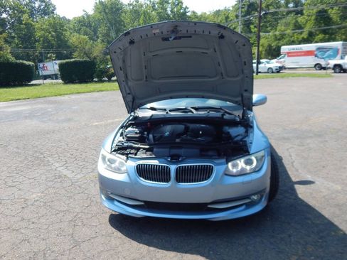 Used 2012 BMW 335i Convertible RWD image 18