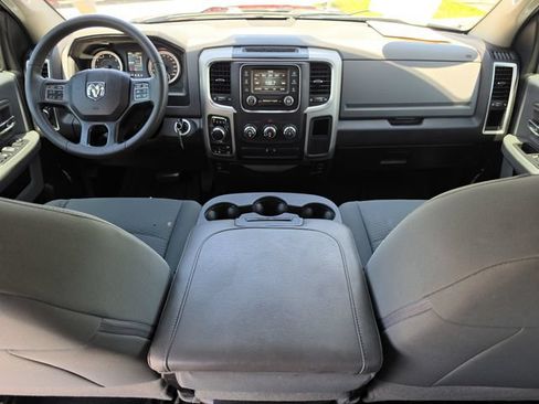 Used 2020 RAM 1500 Classic SLT AWD/4WD image 15