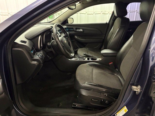 Used 2015 Chevrolet Malibu LT FWD image 22