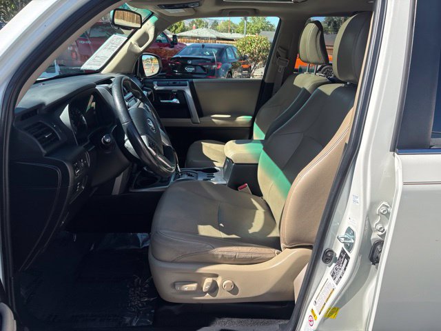 Used 2017 Toyota 4Runner Limited AWD/4WD image 15