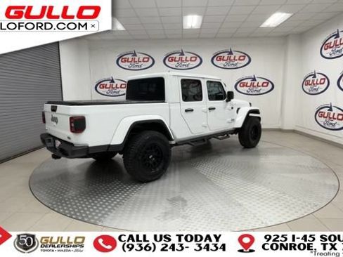 Used 2023 Jeep Gladiator Overland w/ Popular Equipment Package AWD/4WD image 8
