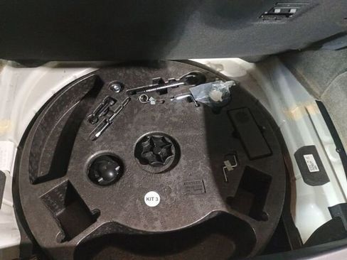 Used 2013 Bentley Continental GT w/ Color Specification Pkg image 16