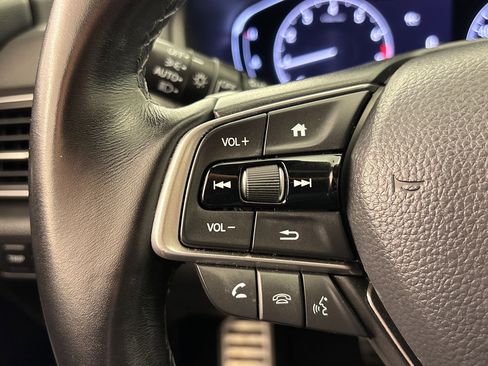 Used 2022 Honda Accord Sport image 15