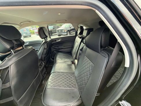 Used 2021 Ford Edge SEL w/ Convenience Package AWD/4WD image 17