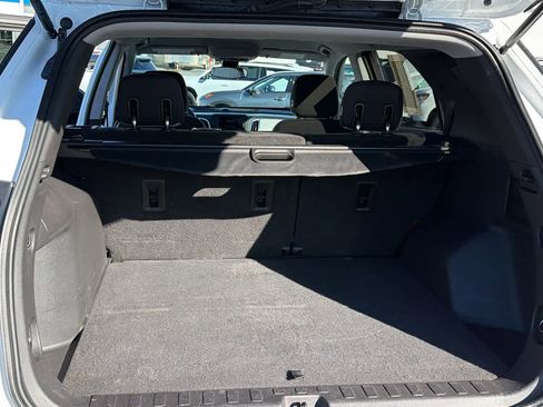 Used 2020 Chevrolet Equinox LT image 27