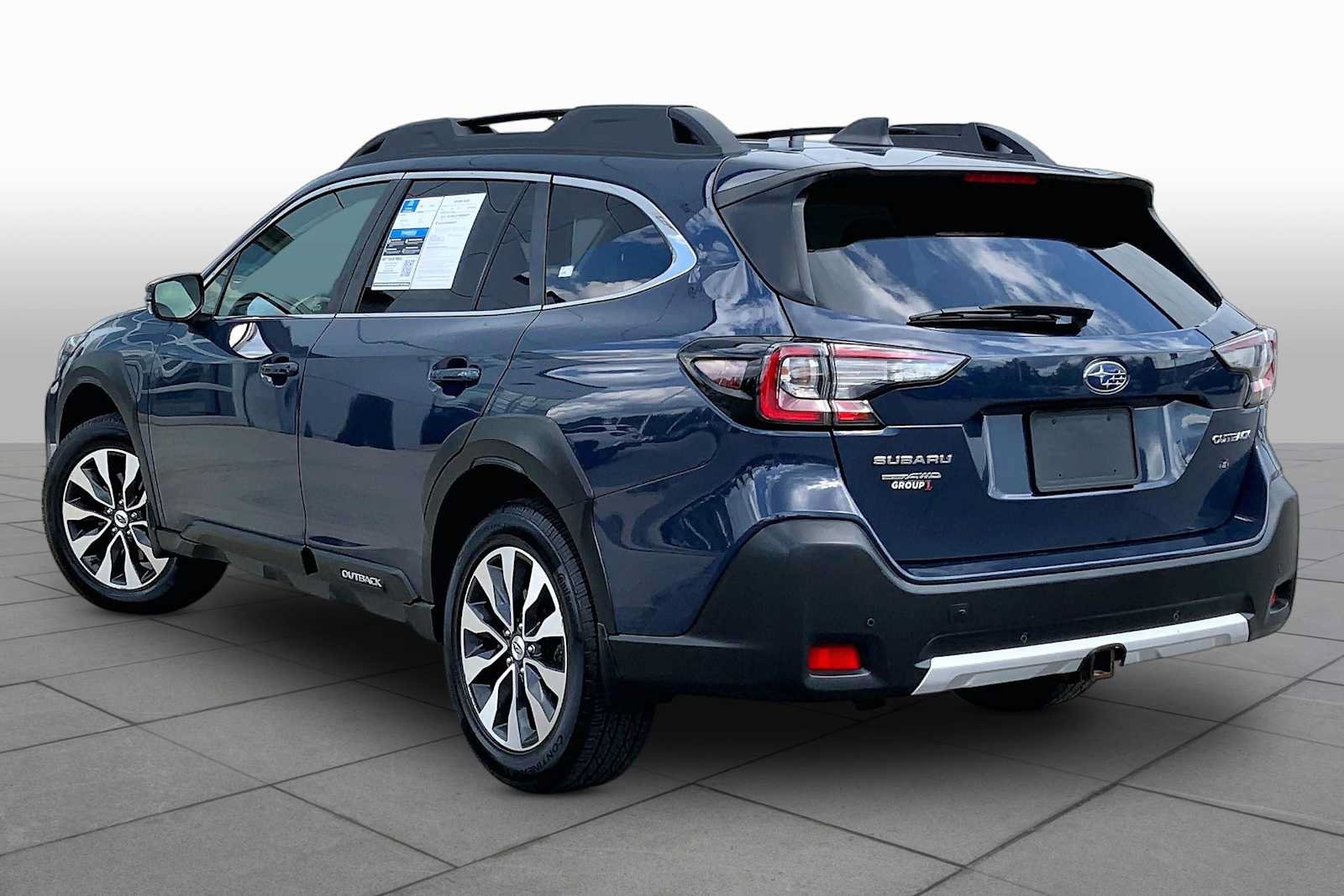 Certified 2024 Subaru Outback Limited AWD/4WD image 11