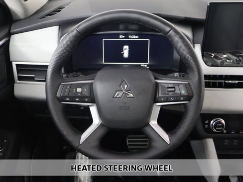 New 2025 Mitsubishi Outlander AWD image 12