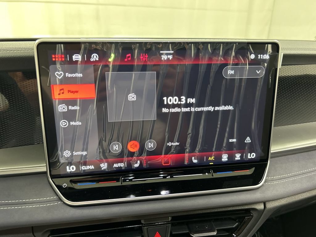 New 2026 Volkswagen Tiguan SE R-Line AWD/4WD image 16