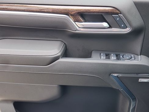 Used 2024 GMC Sierra 1500 Elevation w/ Elevation Premium Package image 24