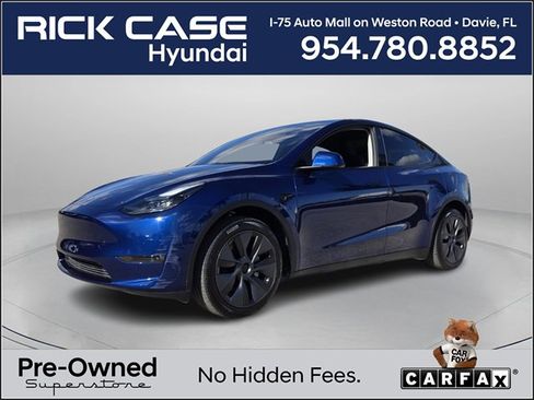 Used 2024 Tesla Model Y Long Range image 1