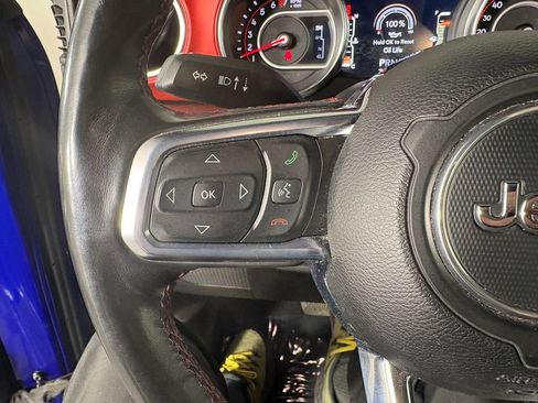 Used 2019 Jeep Wrangler Unlimited Rubicon w/ Cold Weather Group AWD/4WD image 22