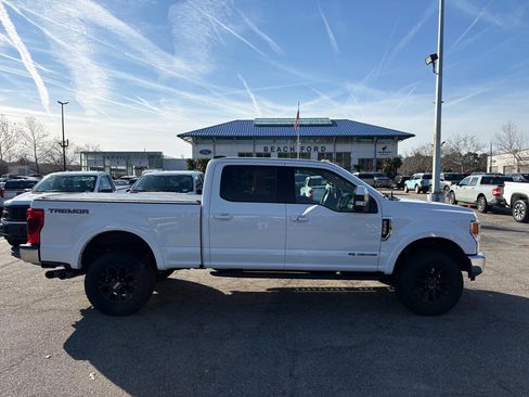 Used 2020 Ford F350 Lariat w/ Tremor Off-Road Package image 4