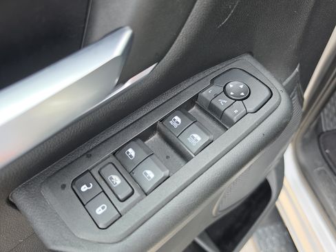 Used 2025 RAM 1500 Big Horn RWD image 22