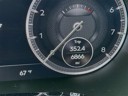 Certified 2024 Bentley Continental GT image 12