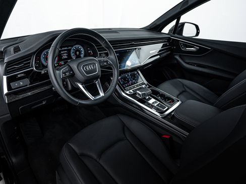 Certified 2025 Audi Q7 3.0T Premium Plus w/ Premium Plus Package image 9