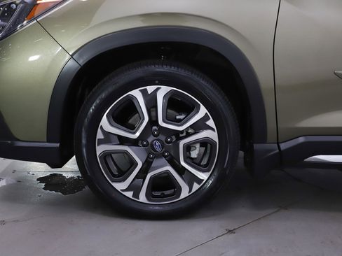 Used 2023 Subaru Ascent Limited image 29