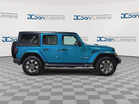 Used 2020 Jeep Wrangler Unlimited Sahara w/ Dual Top Group AWD/4WD image 2