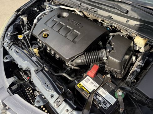 Used 2016 Toyota Corolla LE image 31