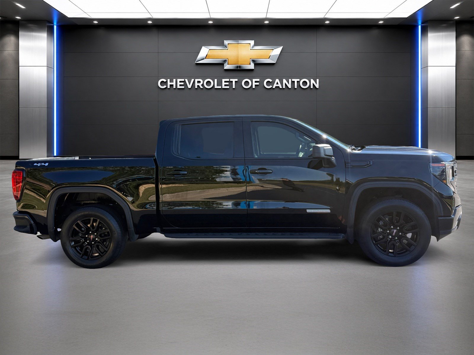 Used 2023 GMC Sierra 1500 Elevation AWD/4WD image 4