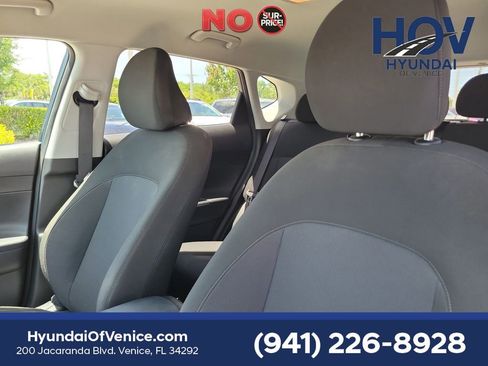 Certified 2024 Hyundai Kona SEL FWD image 21