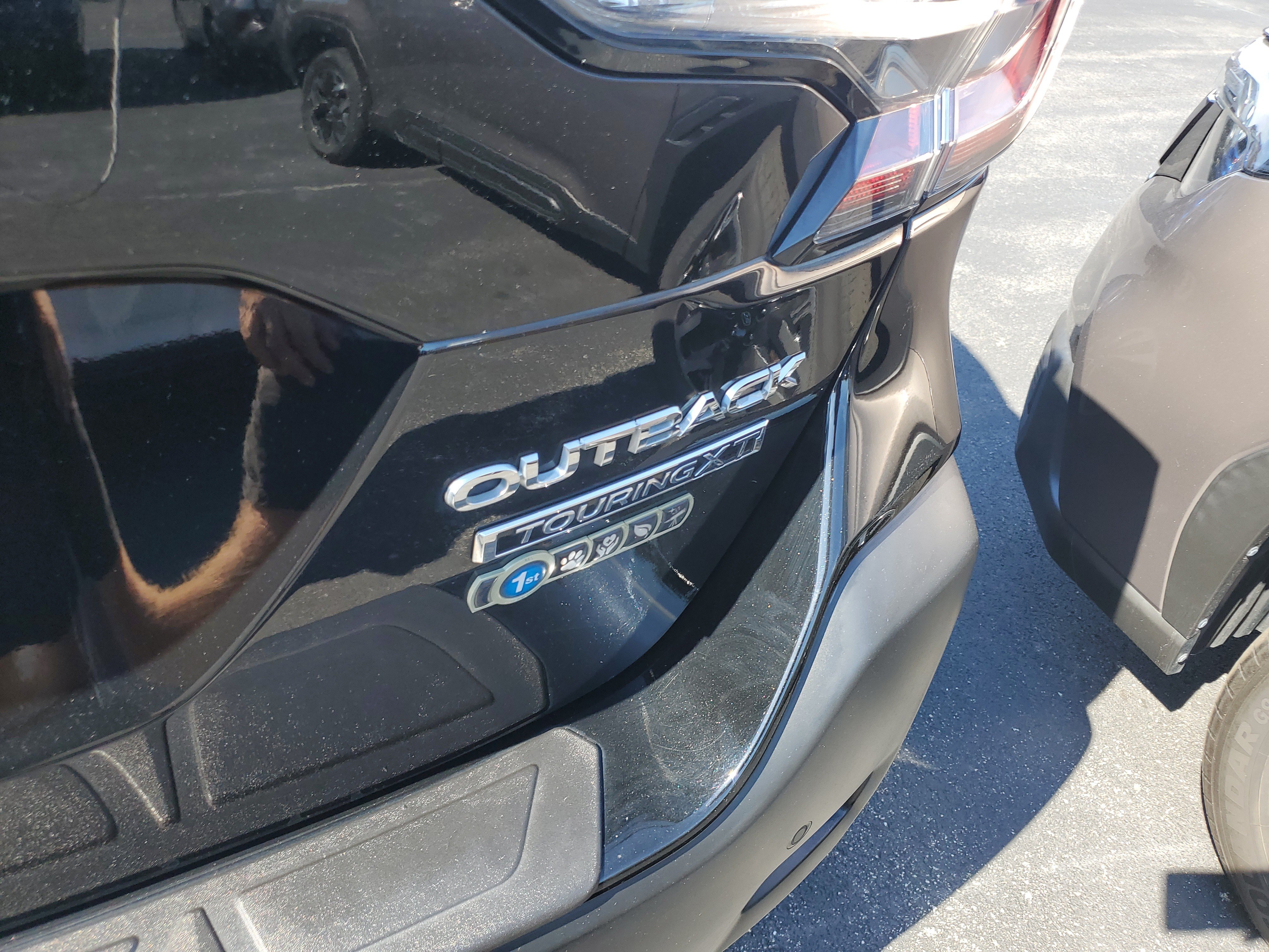 Certified 2023 Subaru Outback Touring XT AWD/4WD image 8