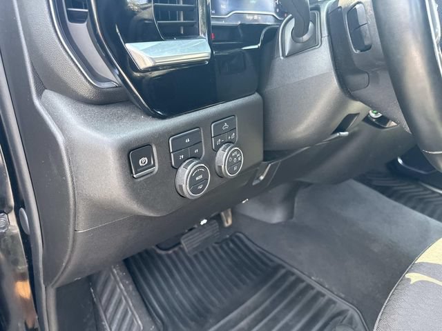 Used 2025 Chevrolet Silverado 2500 LT w/ Convenience Package AWD/4WD image 29
