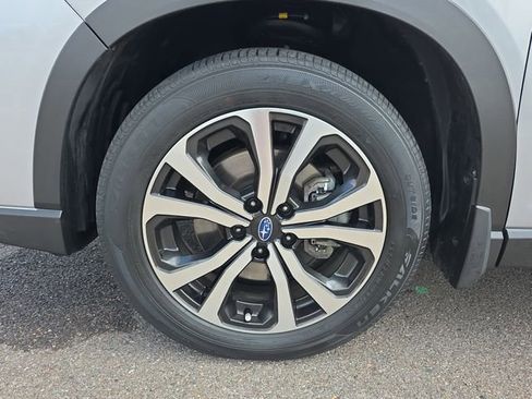 Used 2021 Subaru Forester Limited w/ Popular Package #3 image 9