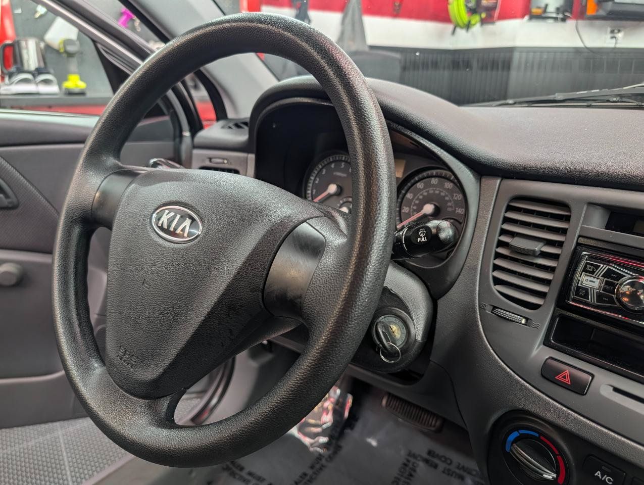 Used 2007 Kia Rio LX FWD image 13