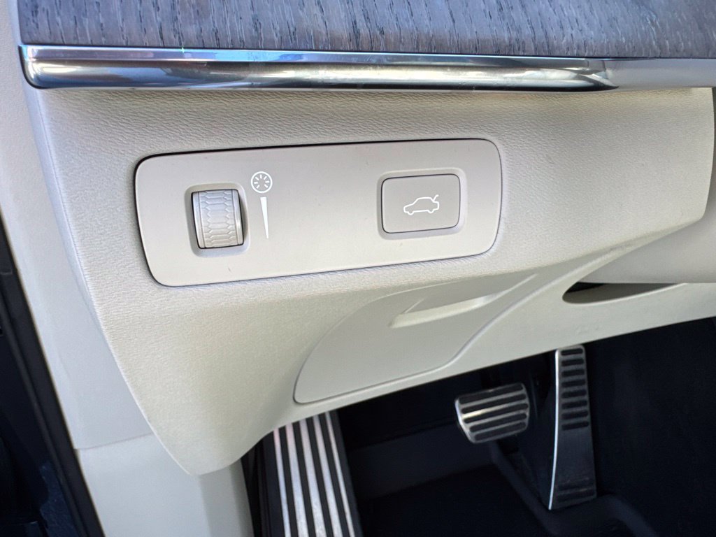 Used 2022 Volvo XC90 T6 Inscription w/ Advanced Package AWD/4WD image 19