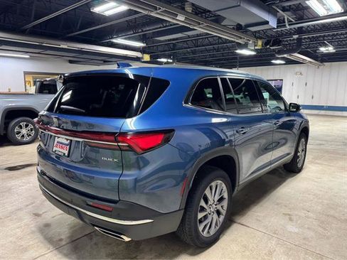 Certified 2025 Buick Enclave Preferred AWD/4WD image 3
