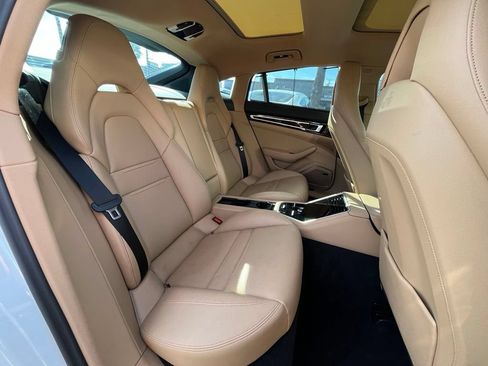 Used 2023 Porsche Panamera Platinum Edition RWD image 12