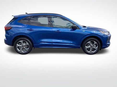Used 2023 Ford Escape ST-Line w/ Tech Pack #1 AWD/4WD image 12