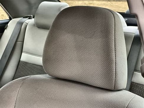 Used 2014 Toyota Camry XLE image 25