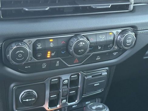 New 2026 Jeep Wrangler Unlimited Rubicon image 26