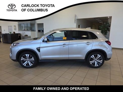 Used 2025 Mitsubishi Outlander Sport ES AWD/4WD image 2