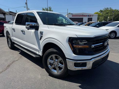 Used 2025 Ford F150 XLT w/ Equipment Group 302A MID AWD/4WD image 19